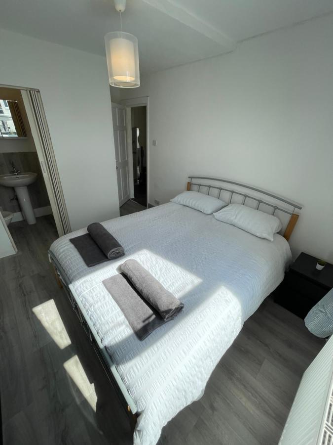 M&C Guest House Birkenhead Eksteriør bilde